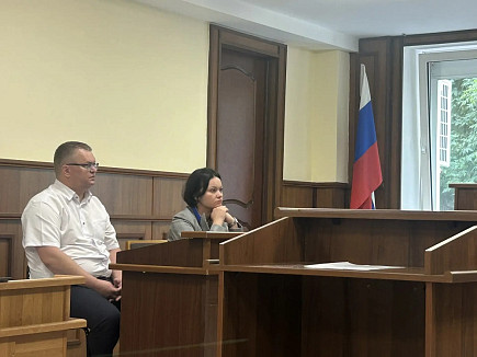 Суд оставил без изменения оправдательный приговор по делу о покупке катера для облспаса 